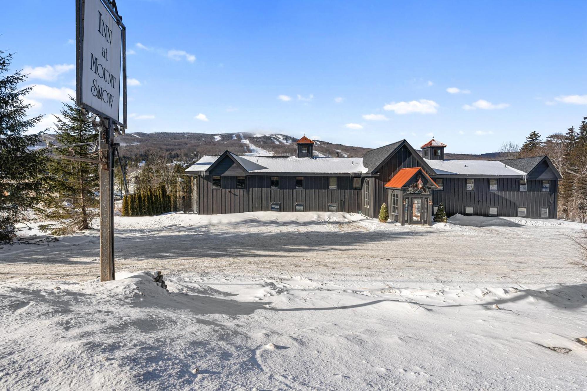 Inn At Mount Snow West Dover Exterior foto